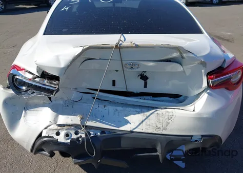 2020 Toyota 86 from USA, damaged, VIN JF1ZNAA14L8753709